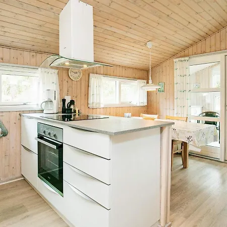 Three-bedroom In 4 Holiday home Blokhus